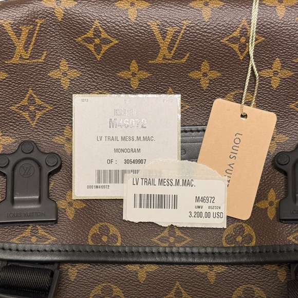 AUTHENTIC Louis Vuitton Trail Messenger Monogram Macassar M46972 MSRP $3,400 - Picture 2 of 8